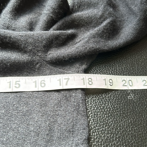 Lilly Pulitzer Odetta Sweater Black Rhinestone Wool Cashmere Blend Jumper Sz M - Picture 10 of 11